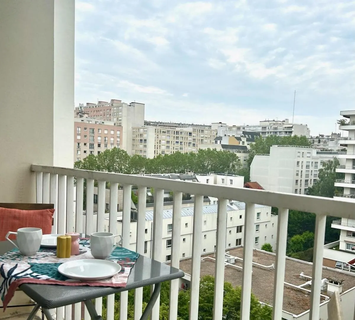 Ubytování v soukromí Chambre Tout Confort, Spacieuse, Calme Et Lumineuse Avec Balcon *